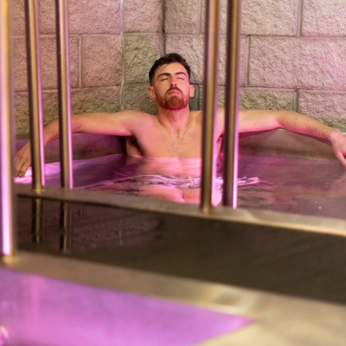 Jacuzzi at HQ Recovery