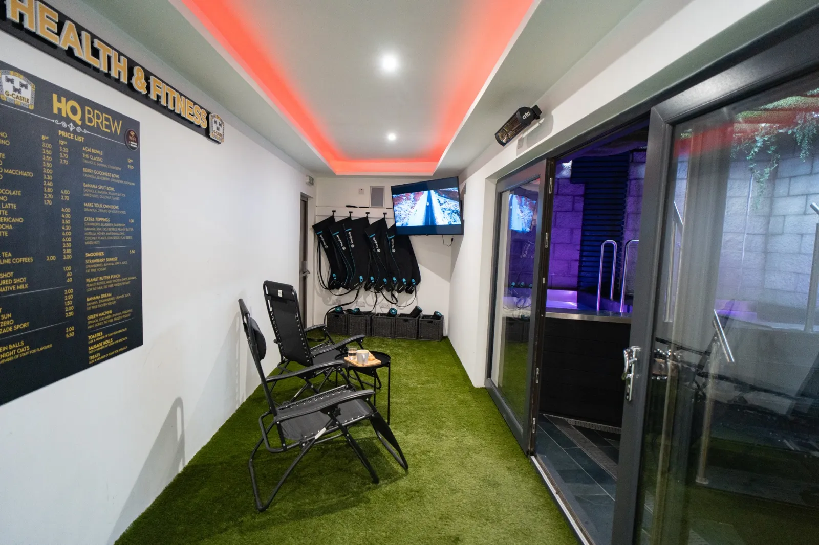Compression therapy lounge